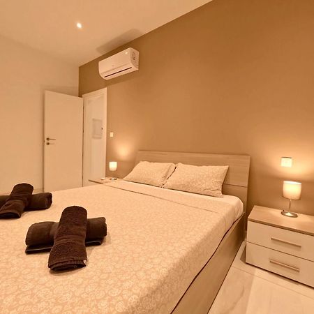 Modern Apartment In St Julian'S Malta, With Breathtaking Views Of Spinola Bay San Julián Exterior foto